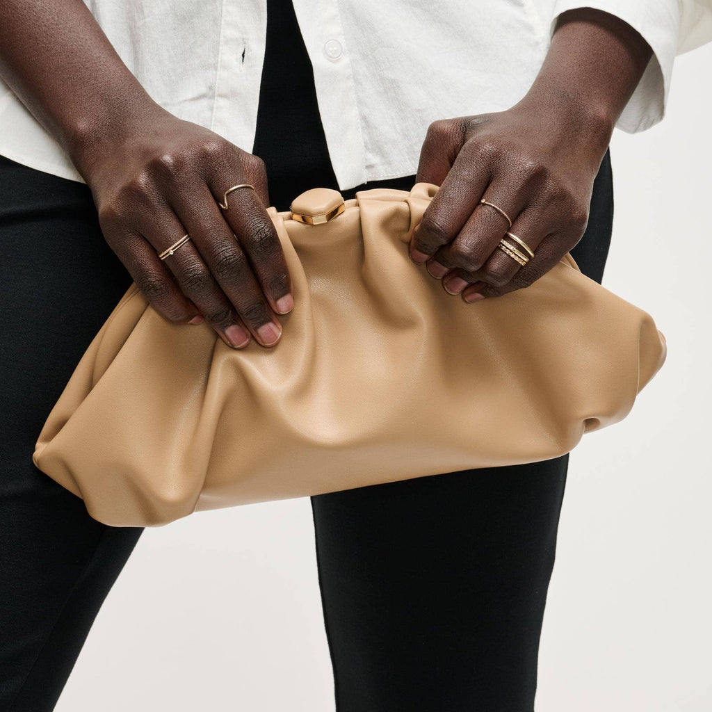 The Jennifer Clutch