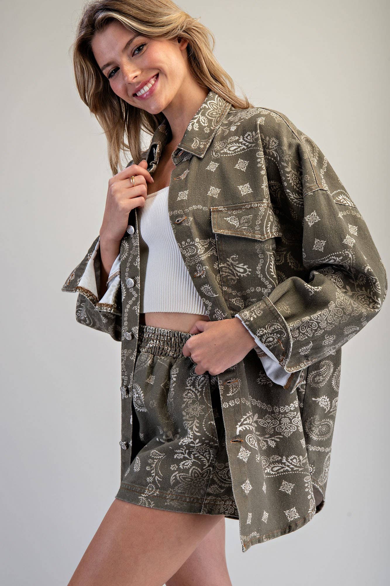 Trisha Bandana Print Shorts