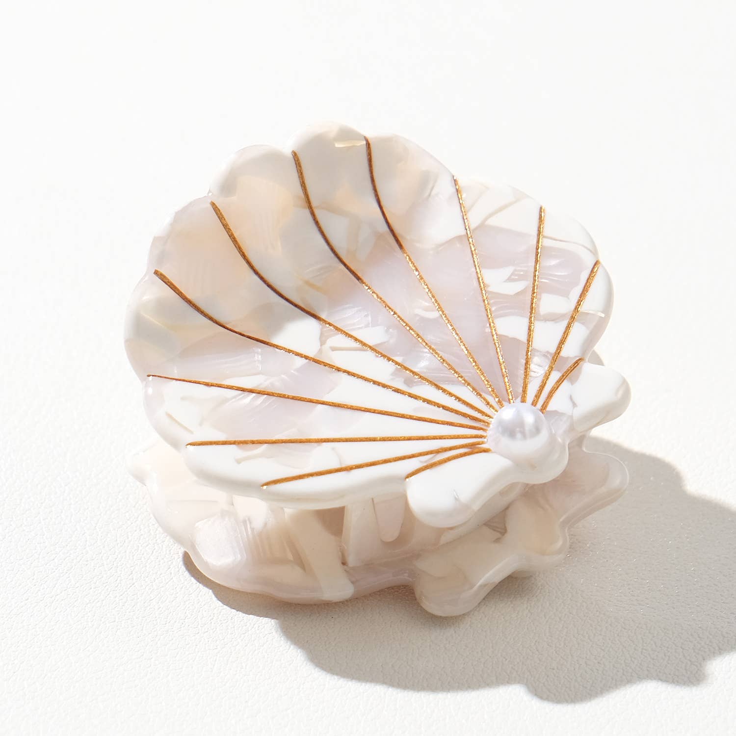 Pearl Seashell Claw Clip