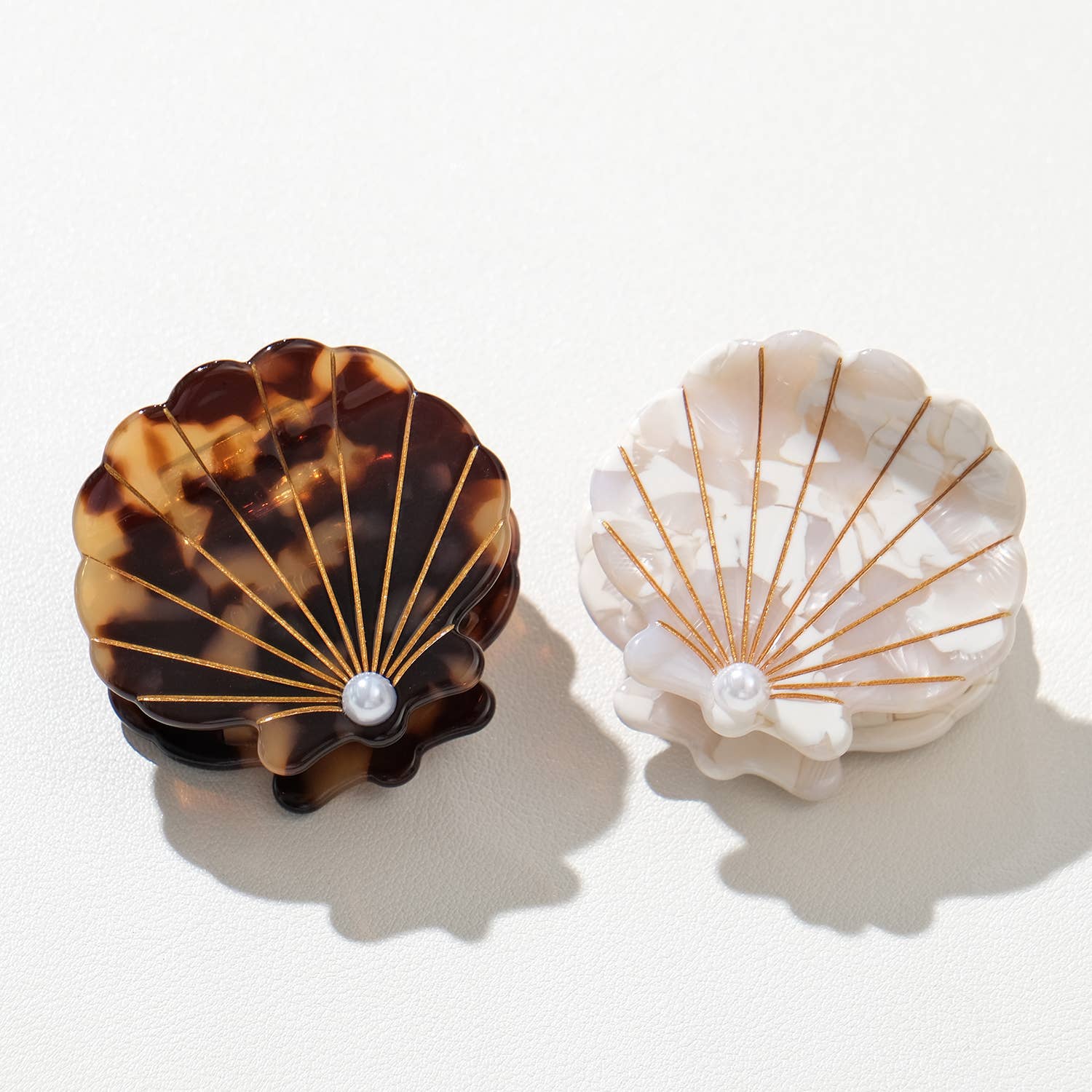 Pearl Seashell Claw Clip